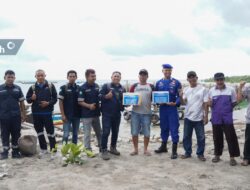 Melalui Program TJSL, PT Timah Dukung Pembangunan Infrastuktur di Pantai BOM Baru Sampur