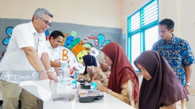 Pelajar SLB Mentok Antusias Ikuti Program Makan Bergizi yang Dilaksanakan PT Timah