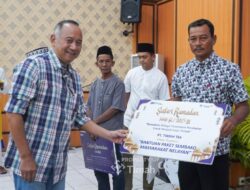 Momen Ramadan 1446 Hijriah, PT Timah Salurkan Ratusan Paket Sembako bagi Nelayan di Kundur 