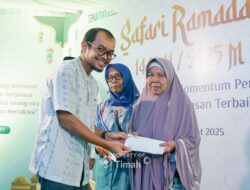 Bentuk Apresiasi, PT Timah Serahkan Tali Asih bagi Sepuluh Guru Ngaji di Bangka Barat