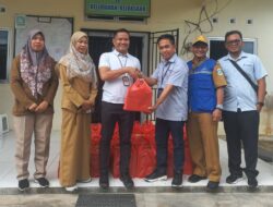 PT Timah Serahkan Bantuan Makanan bagi Warga Pangkalpinang Terdampak Banjir