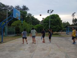 Optimalkan Aset untuk Dukung Olahraga Masyarakat, Puluhan Remaja Antusias Berlatih Basket di Lapangan PT Timah