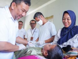 Bulan Bakti HUT ke-49, PT Timah Gelar Khitanan Massal Bagi Anak-anak di Provinsi Riau