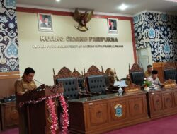 Hadiri Rapat Paripurna DPRD Pangkalpinang, Pj Wali Kota M Un Sampaikan KUA-PPAS Tahun 2026