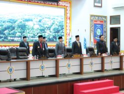 Sampaikan Tiga Rapenda ke DPRD, Gubernur Hidayat Tegaskan Arah Pembangunan Babel