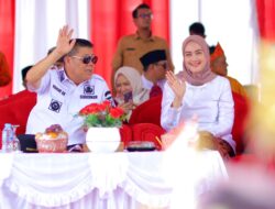 Dukung Penuh UMKM, Gubernur Hidayat Arsani Borong Dagangan di Sekitar Panggung Kehormatan Pawai Karnaval Hari Kedua
