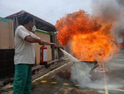 PT Timah Gelar Pelatihan Tanggap Bencana Bersama Pemerintah Desa Air Putih