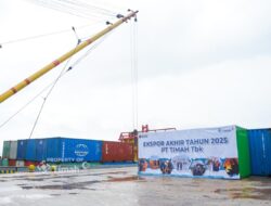 Jelang Tutup Tahun 2025, PT TIMAH Gelar Penandatangan Balok dan Ekspor Akhir Tahun