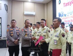 Momentum HUT ke-45 Satpam, Sembilan Personel Satpam PT TIMAH Terima Penghargaan dari Kapolres Bangka Barat