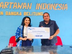 Jelang Iduladha 1447 H, JFX Salurkan Bantuan Sapi Kurban untuk PWI Babel