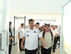 Gubernur Hidayat Arsani Sambut Kedatangan Mendikdasmen Prof Abdul Mu’ti