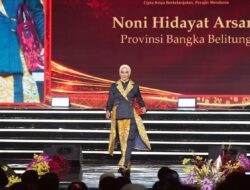 Noni Hidayat Tampil Memukau di Penutupan Kriyanusa 2026, Kenakan Tenun Cual Karya Destiani